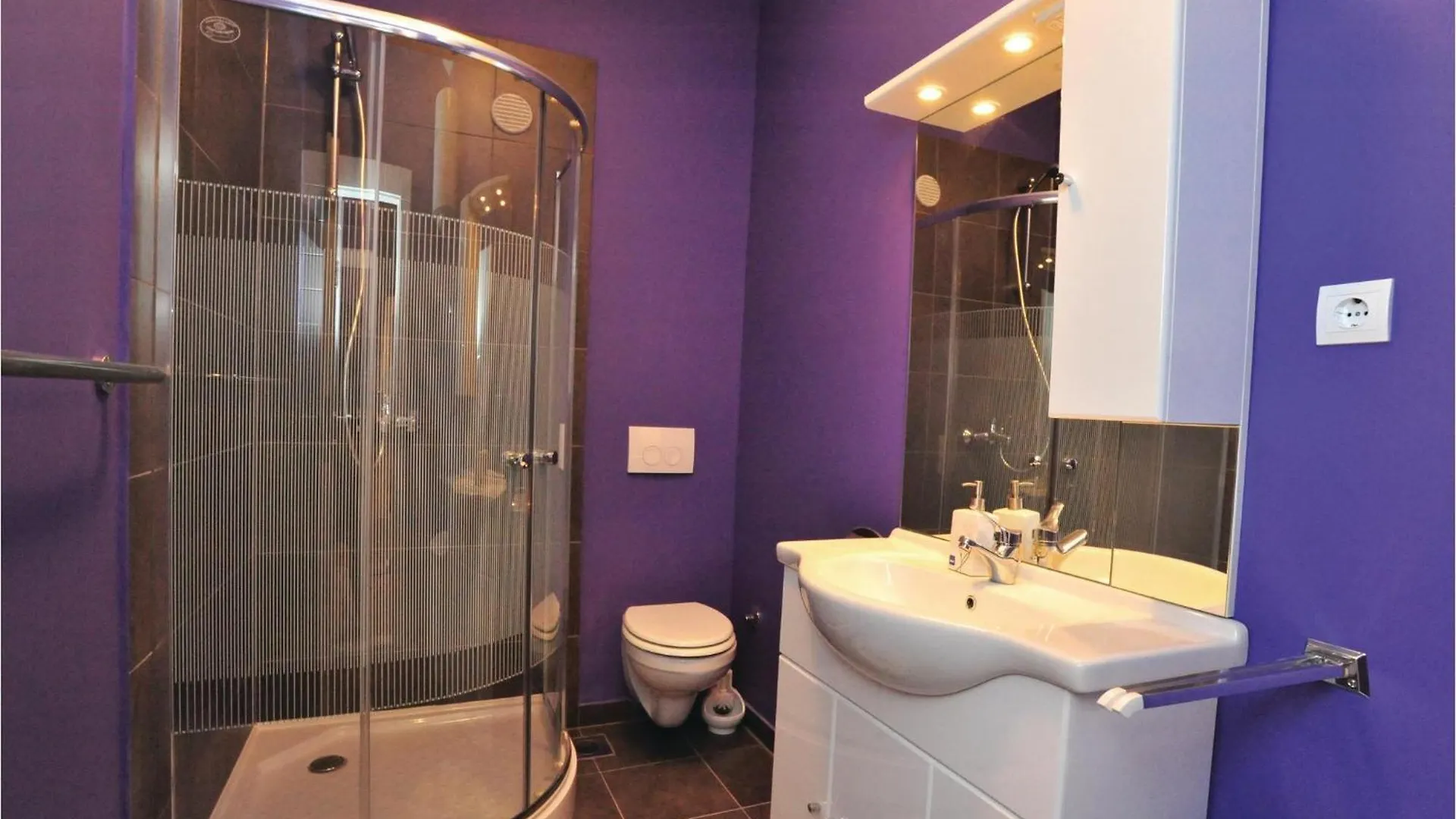 Amazing Home In Kastel Stari With House Sea View Kastela